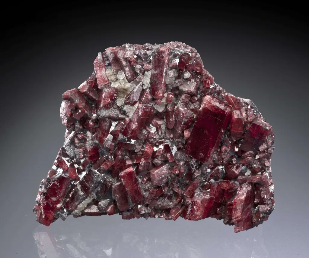 Rhodonite in Galena - image 2