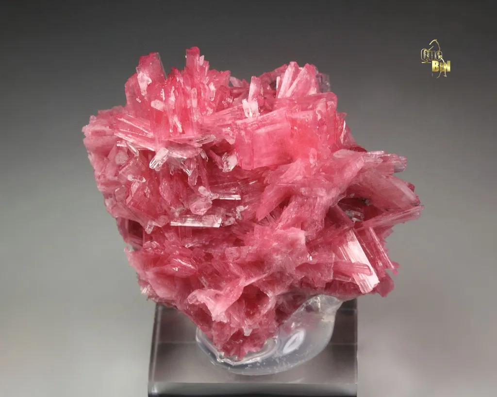 RHODONITE, QUARTZ from Peru, Ancash, Chiurucu, San Martín Mine image
