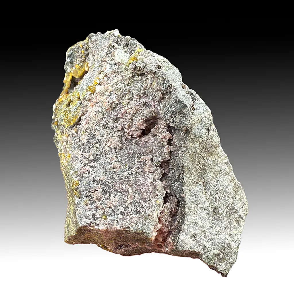 Rhodonite with Richterite image