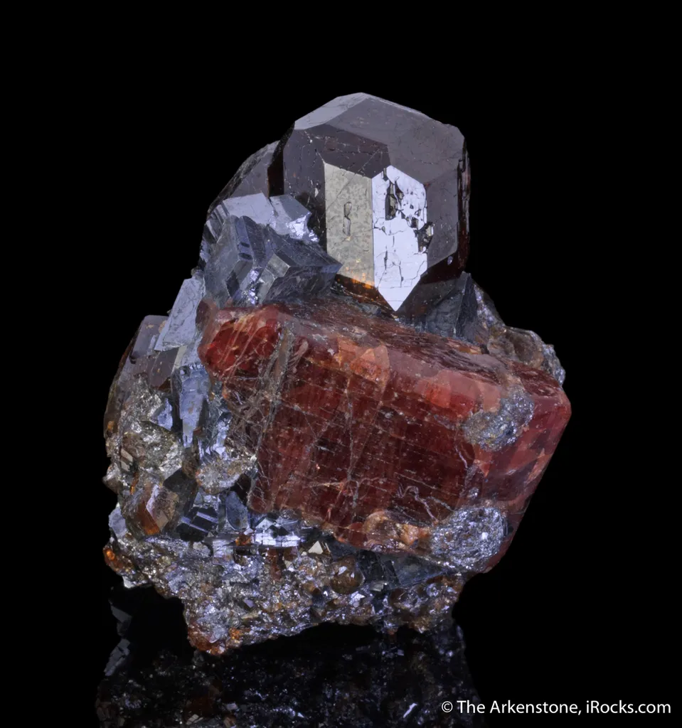 Rhodonite with Spessartine Garnet - image 3