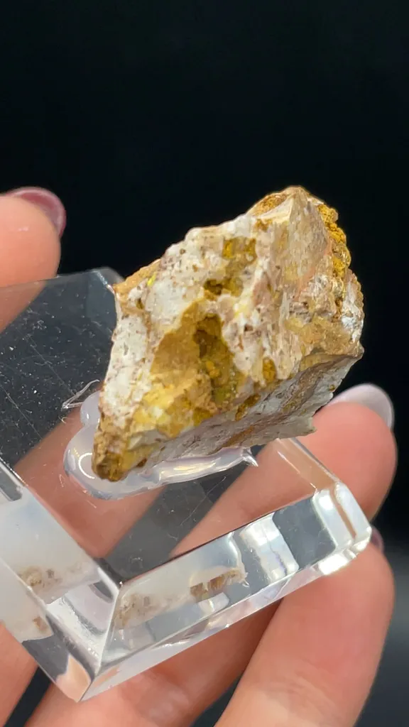 Rodalquilarite with Jarosite - image 2