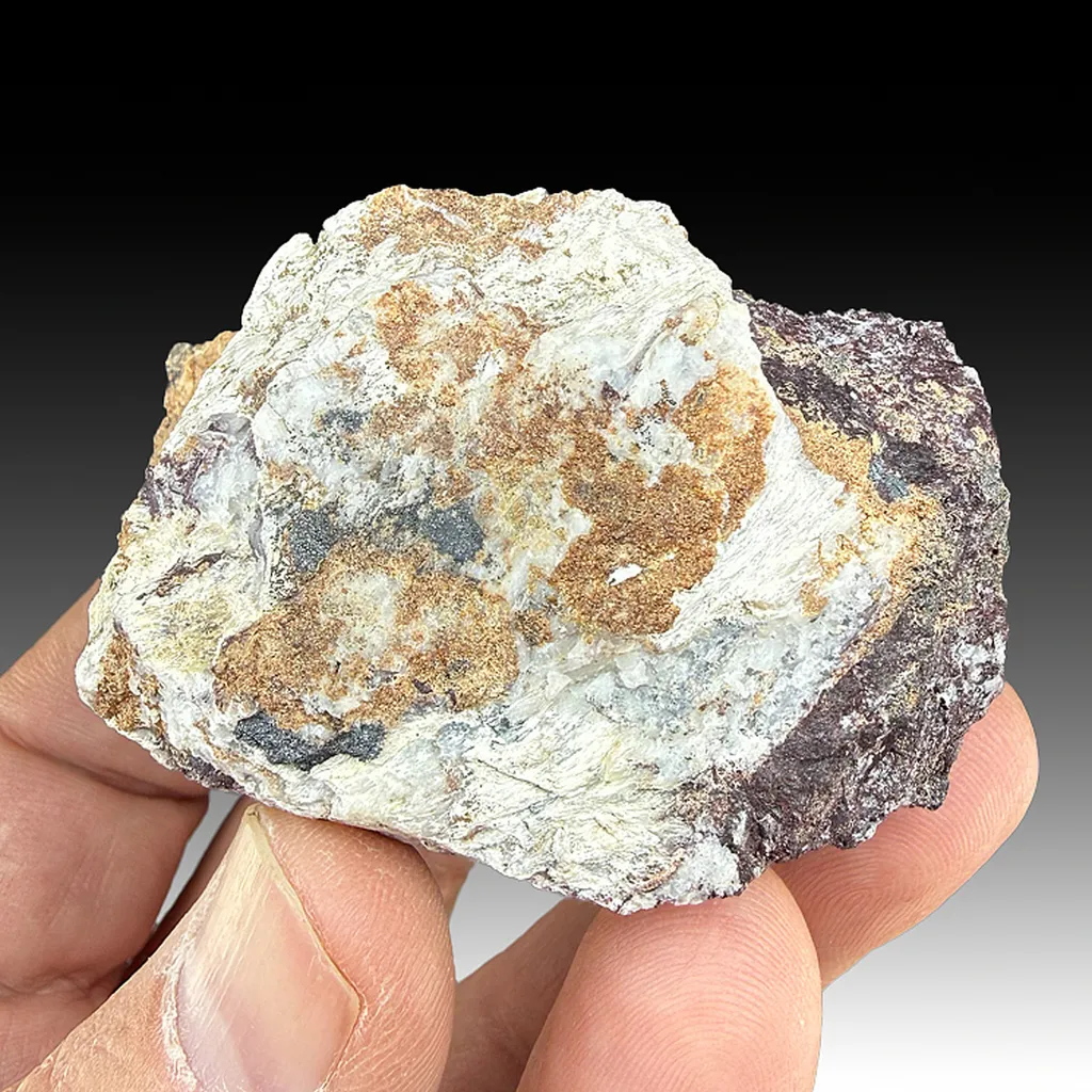 Romeite with Piemontite, Braunite, Chrysotile
