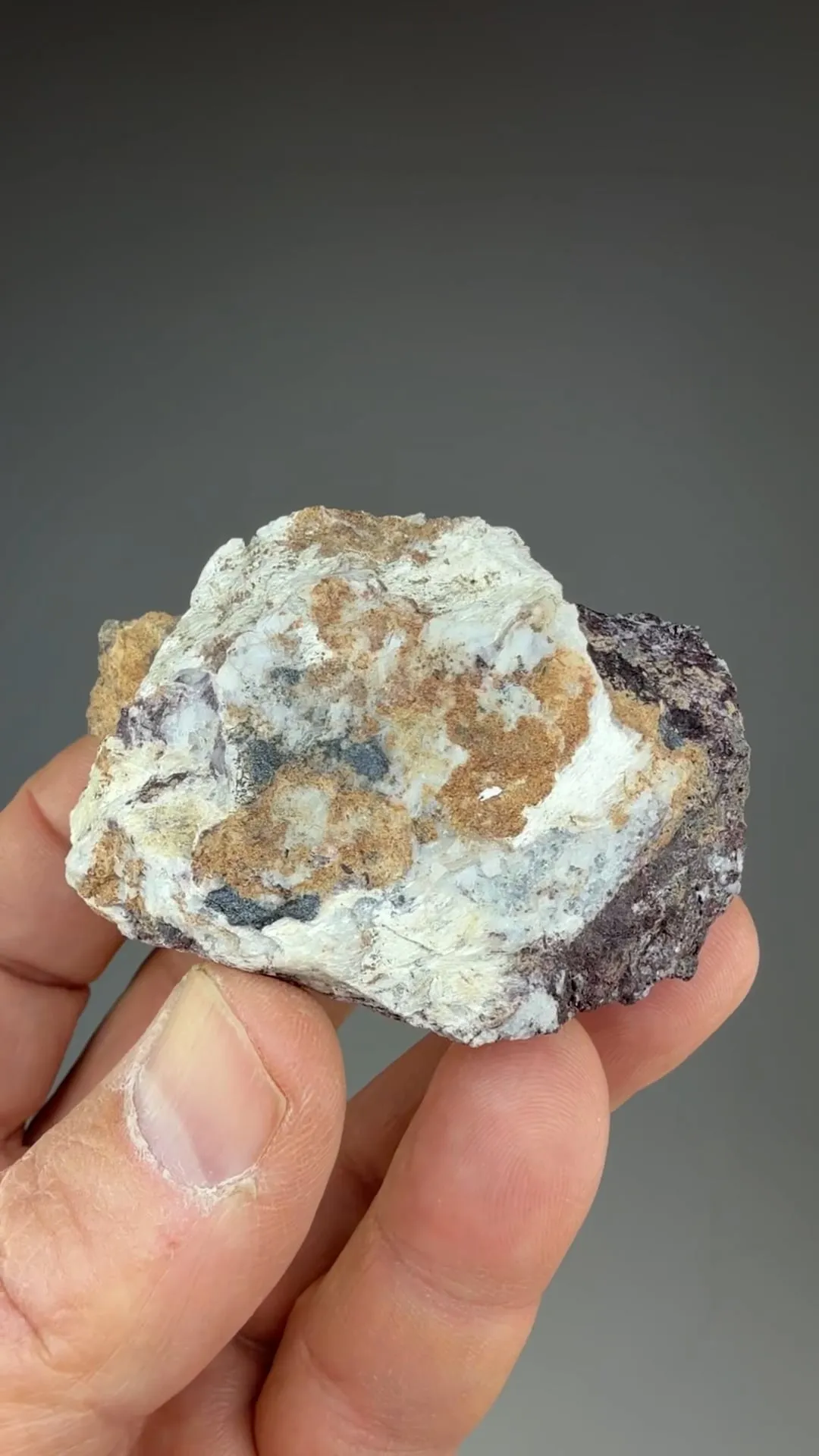 Romeite with Piemontite, Braunite, Chrysotile - image 2