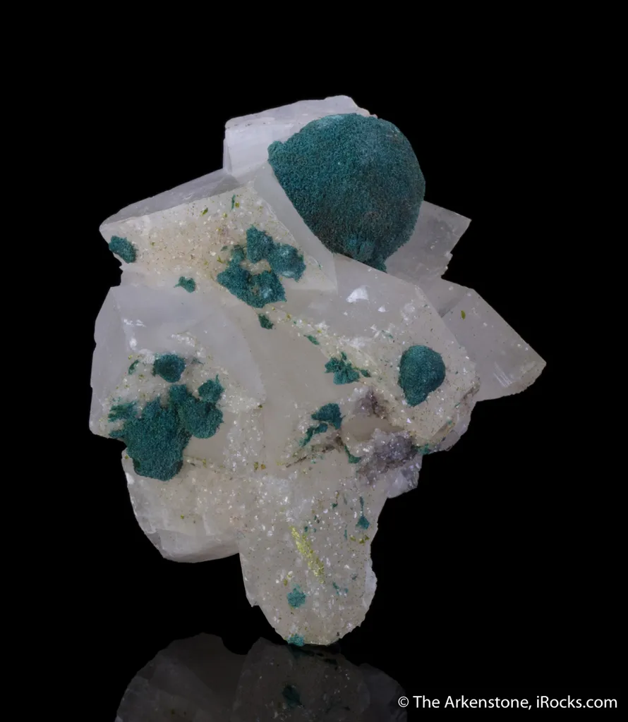 Rosasite on Calcite - image 4