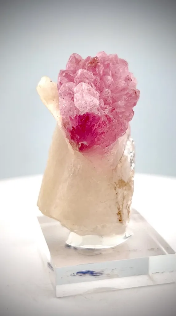 Rose quartz from Afghanistan - image 8