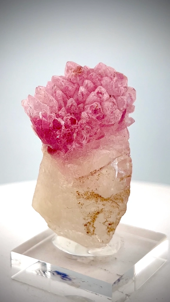 Rose quartz from Dewa Mine, Parun pegmatite field, Nuristan, Afghanistan - image 3