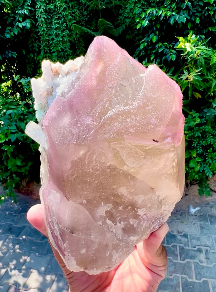 Rose quartz from Paprok, Nuristan, Afghanistan image