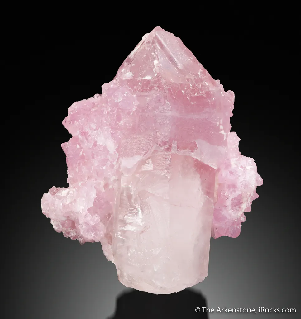 Rose Quartz (scepter) on Quartz image