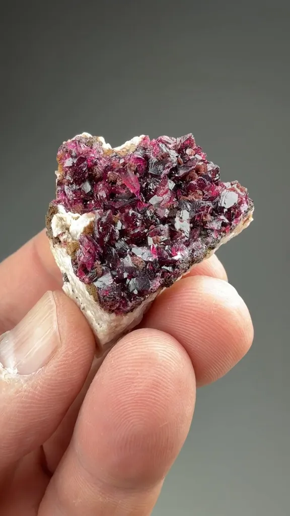 Roselite - image 2