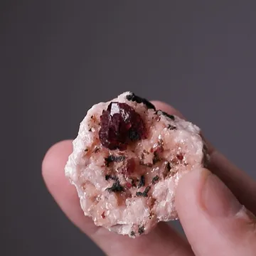 Roselite
