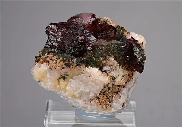 Roselite image