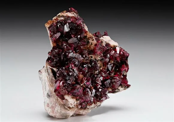 Roselite image