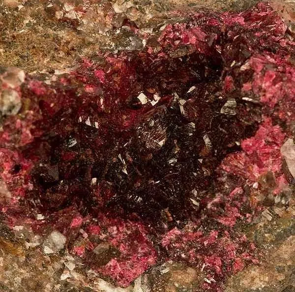 Roselite - image 2