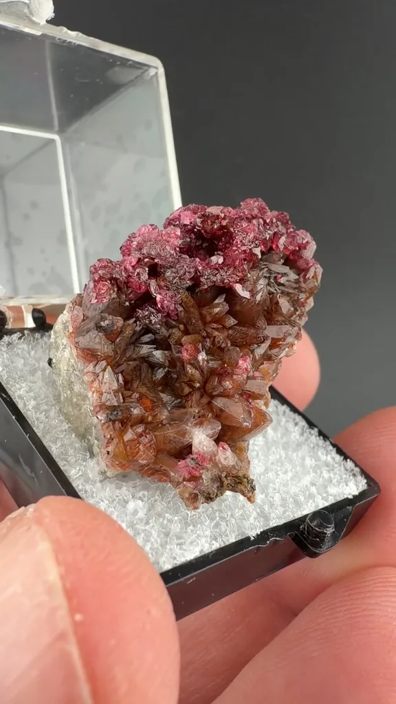 Roselite from Bou Azzer mining district, Drâa-Tafilalet Region, Morocco - image 2