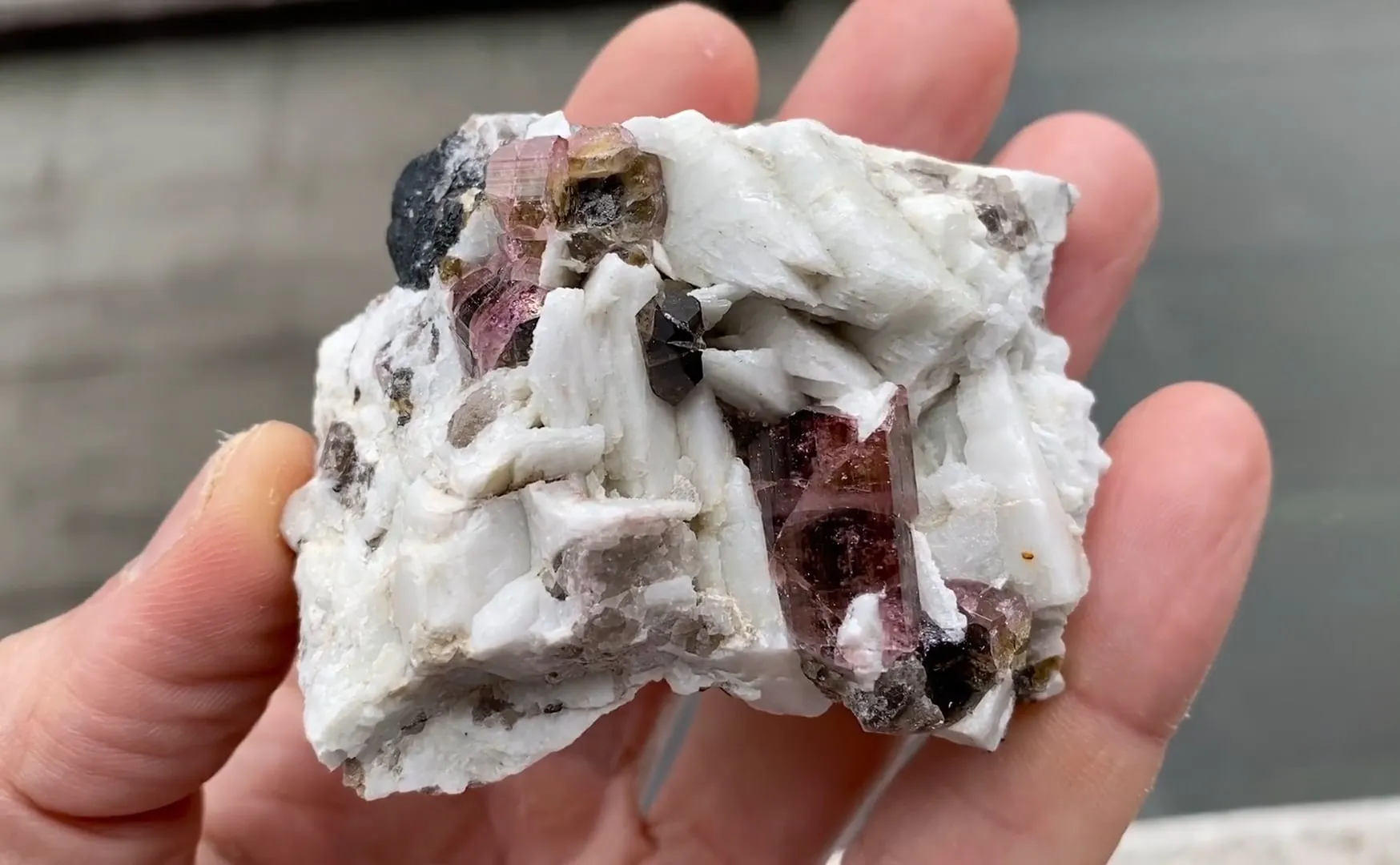 Rubellite (Elbaite) - image 5