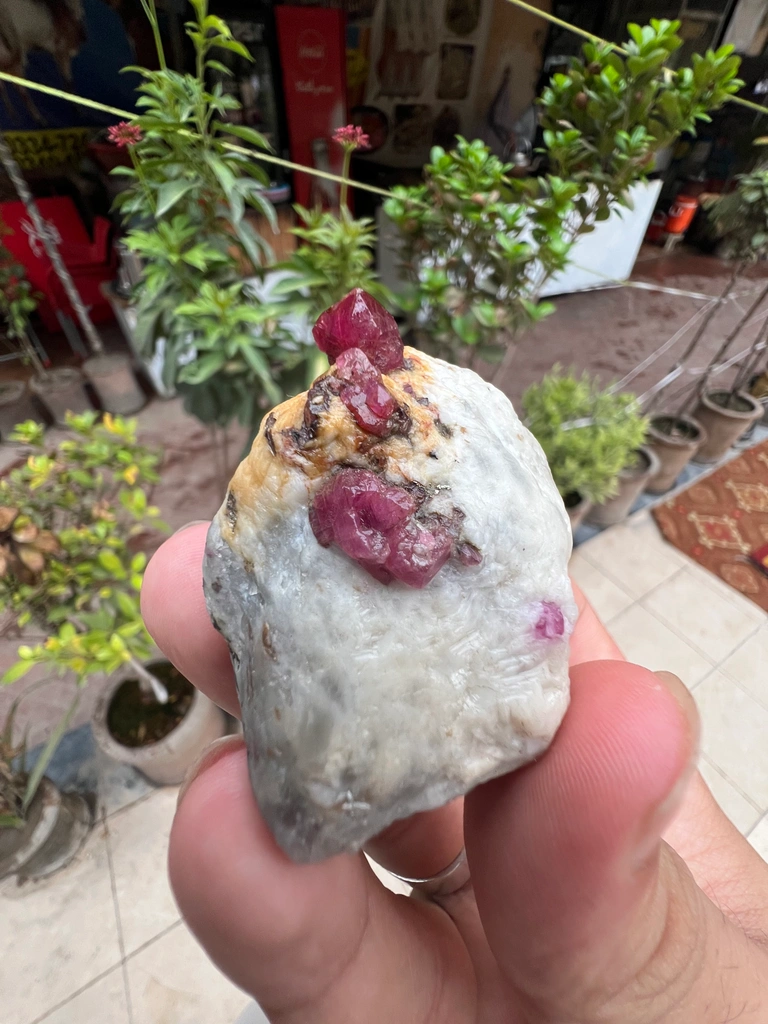 Ruby from Jegdalek ruby deposit, Kabul, Afghanistan - image 3