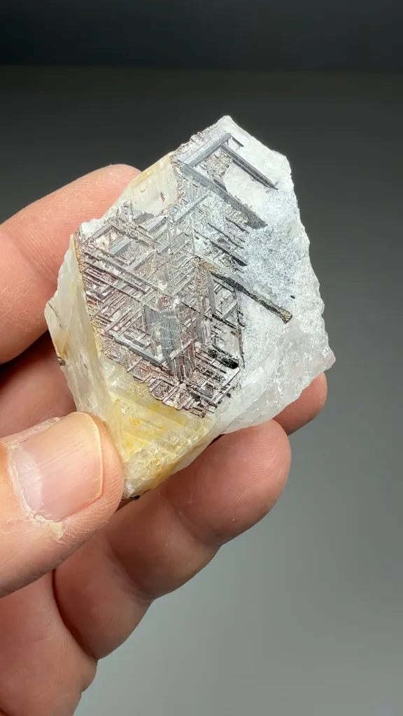Rutile - image 2