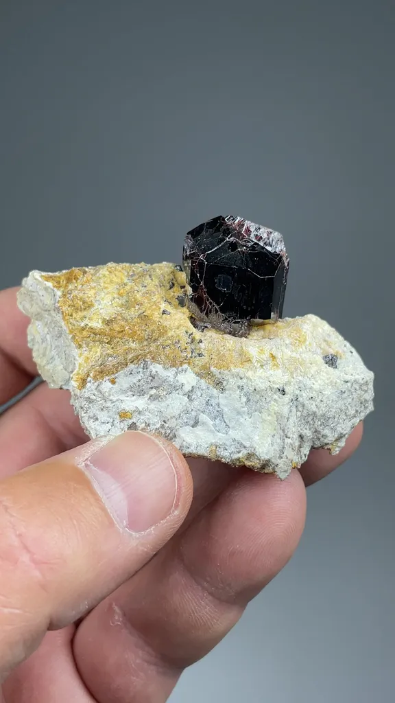 Rutile - image 2