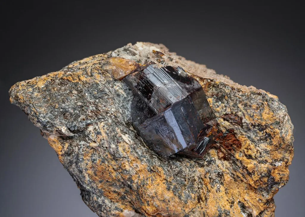 Rutile image