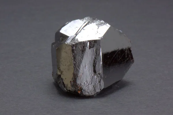 Rutile image