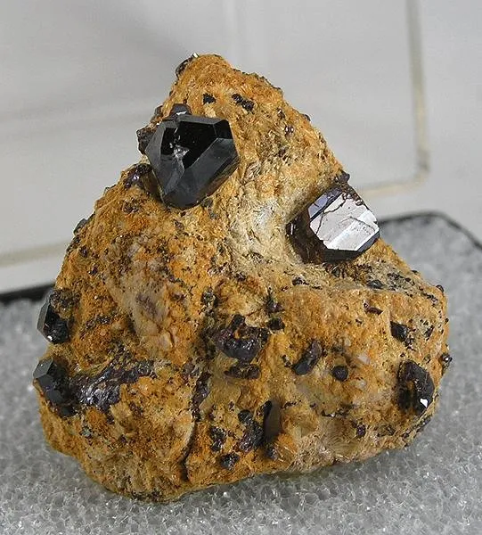 Rutile image