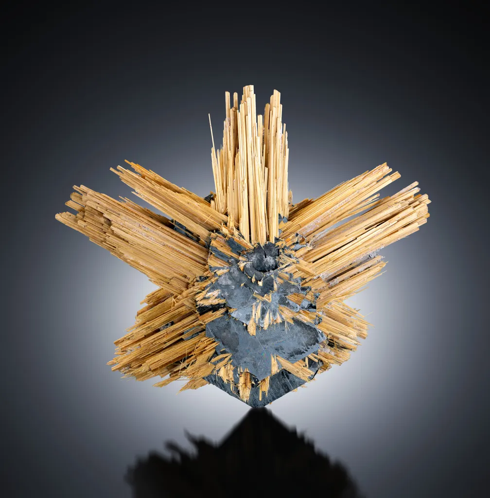 Rutile from Brazil, Tocantins, Novo Horizonte image