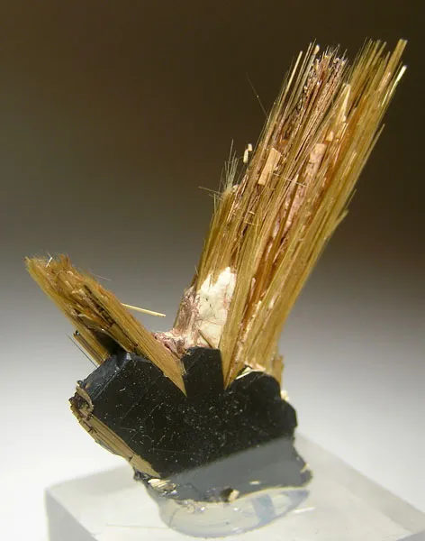 Rutile, Hematite image