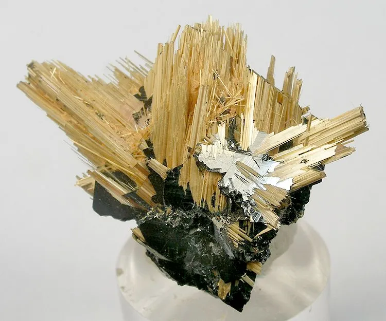 Rutile, Hematite image
