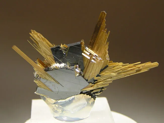 Rutile, Hematite image