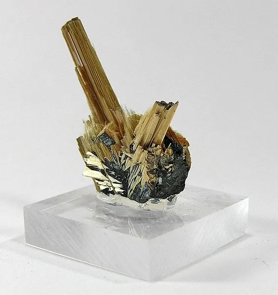 Rutile, Hematite - image 1