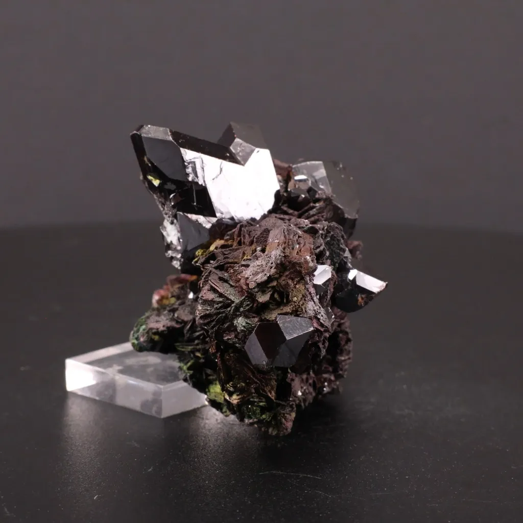 Rutile Hematite, Kyanite - image 2
