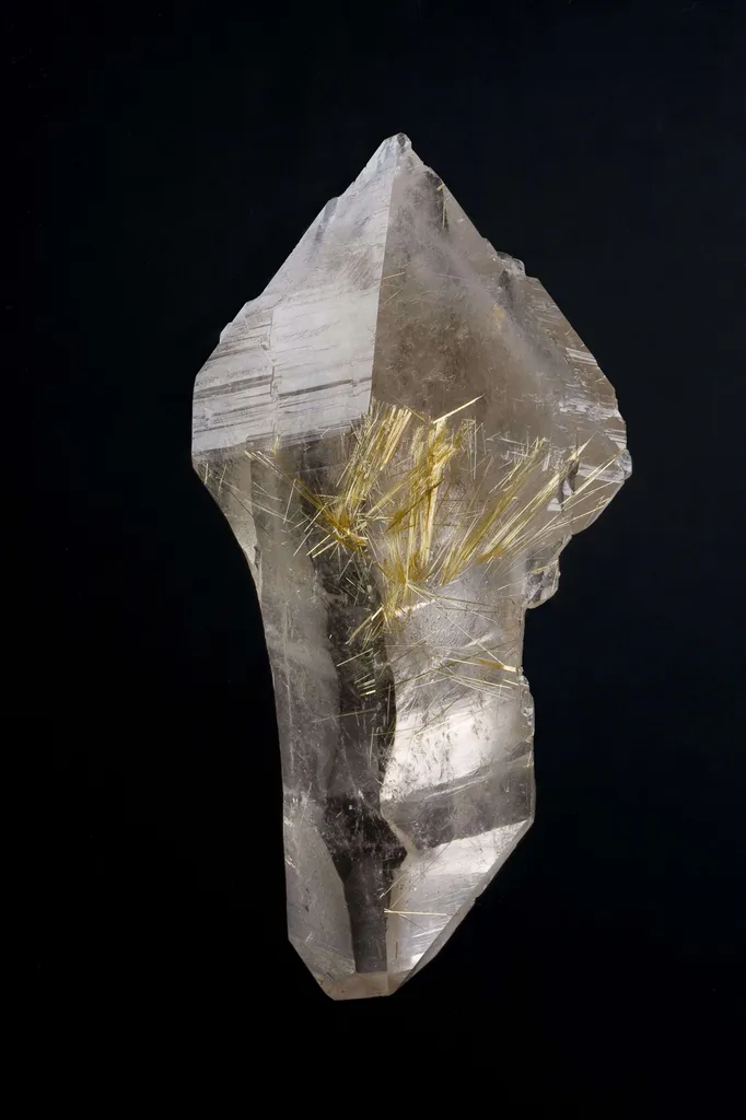 Rutile in Quartz - image 2