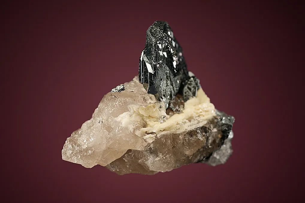 Rutile on Hematite - image 2