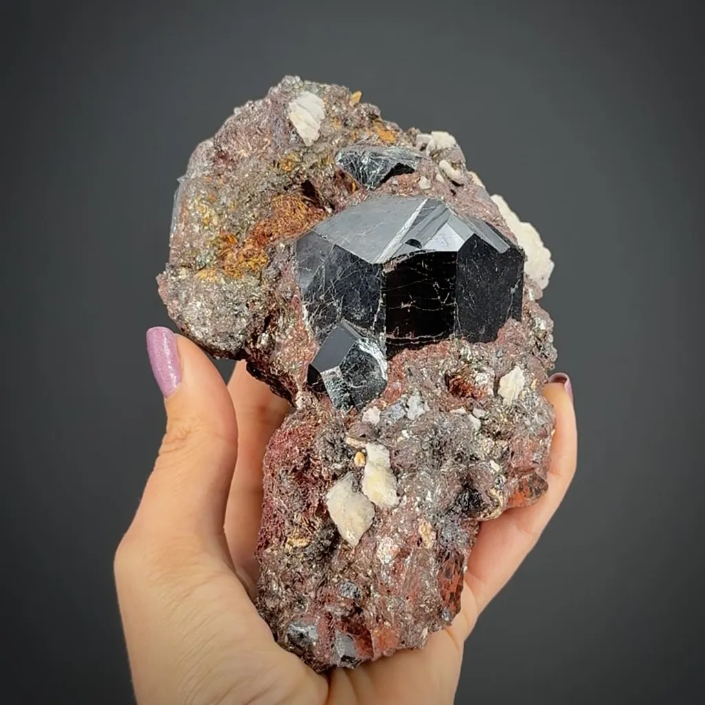 Rutile on matrix image