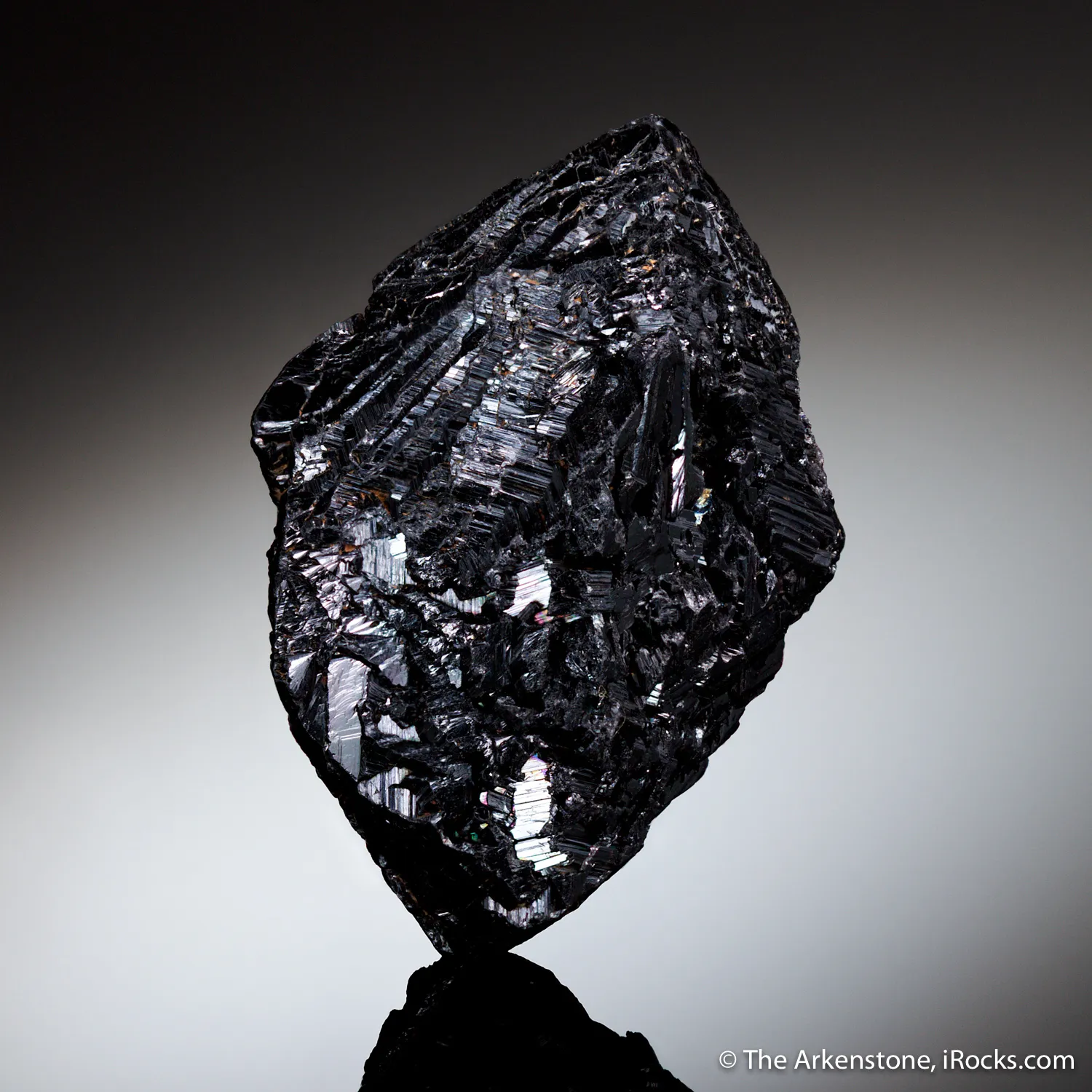 Rutile paramorph after Brookite - image 1