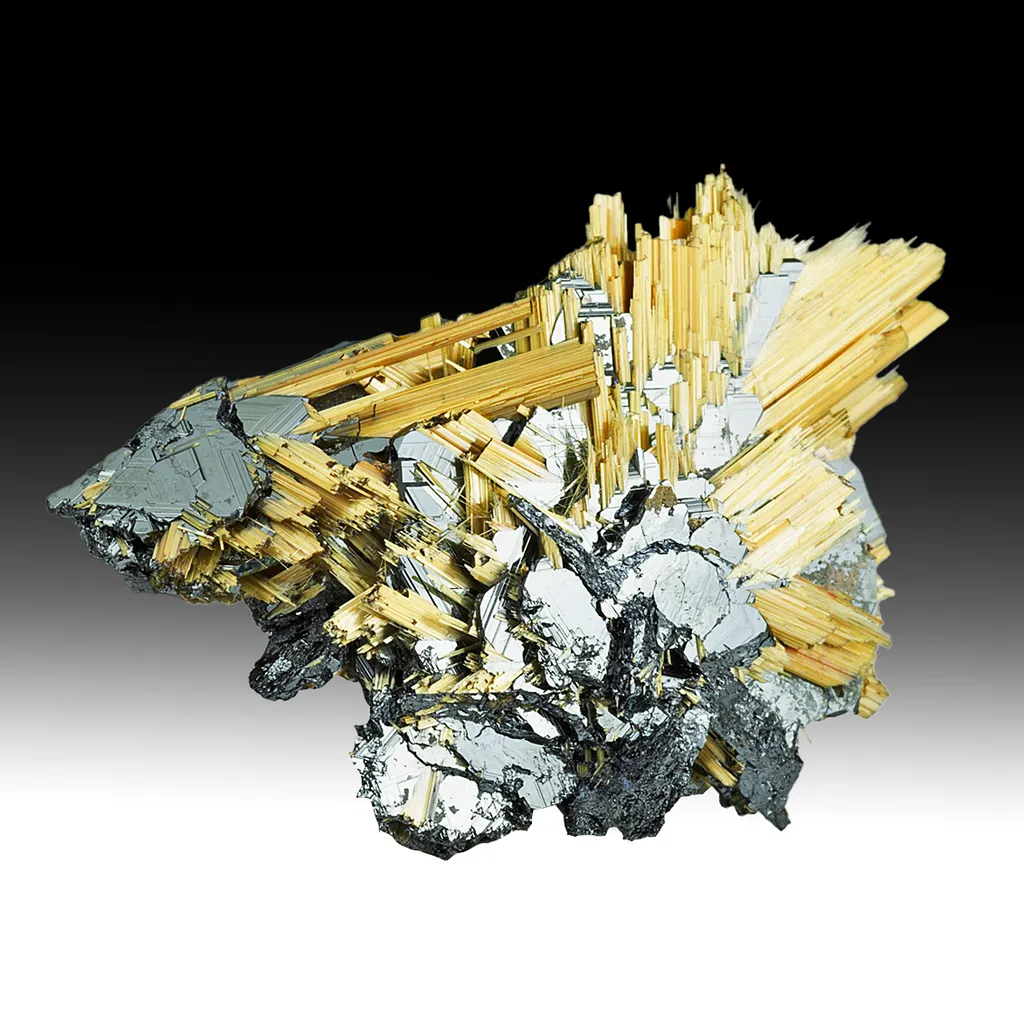 Rutile with Hematite image