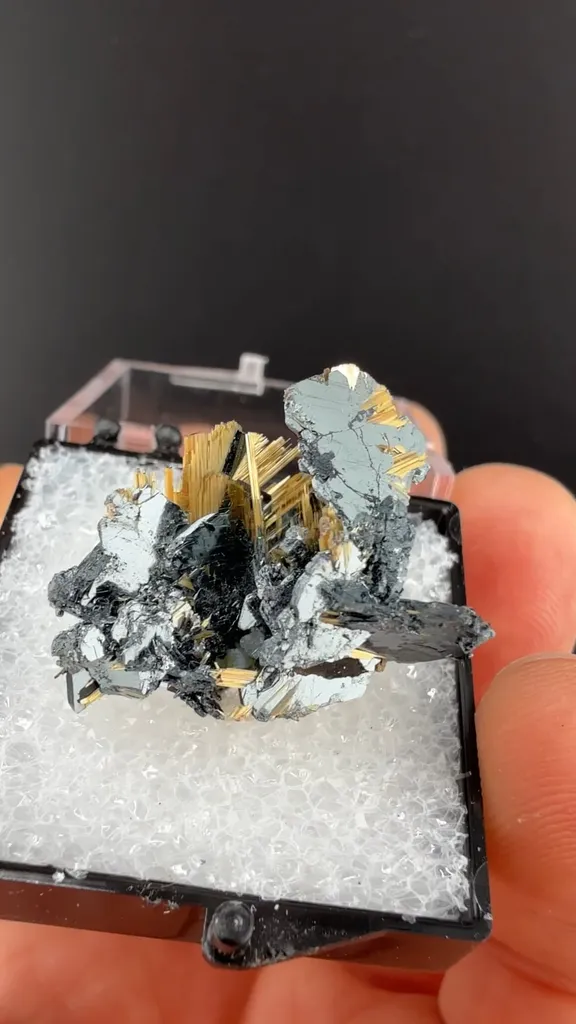 Rutile with Hematite - image 1