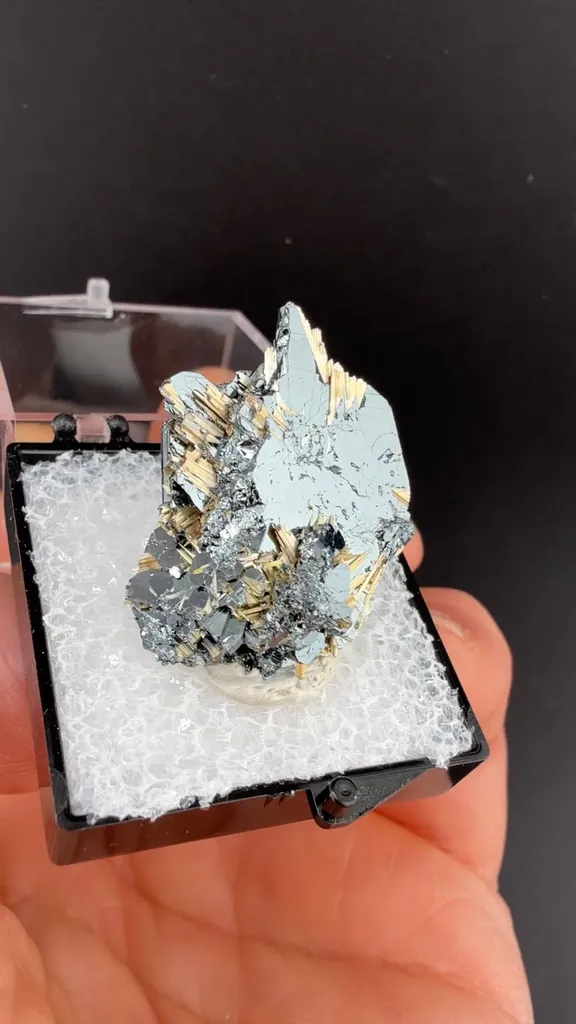 Rutile with Hematite - image 2