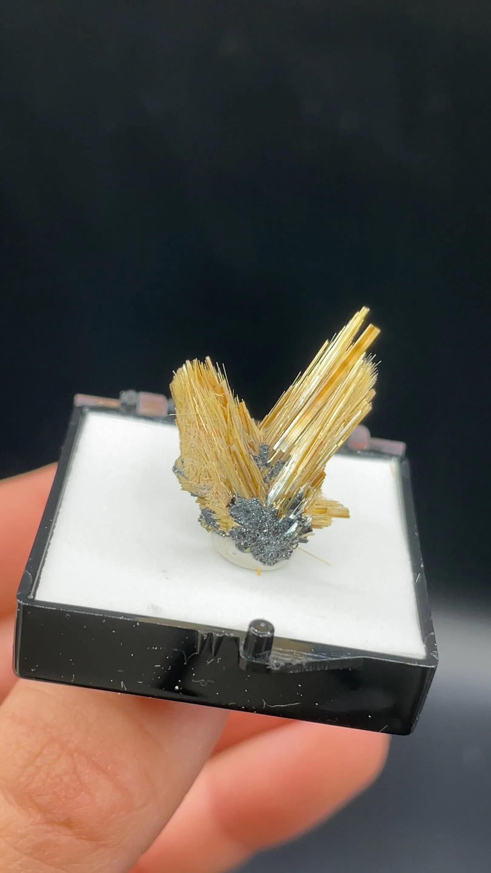 Rutile with Hematite - image 2