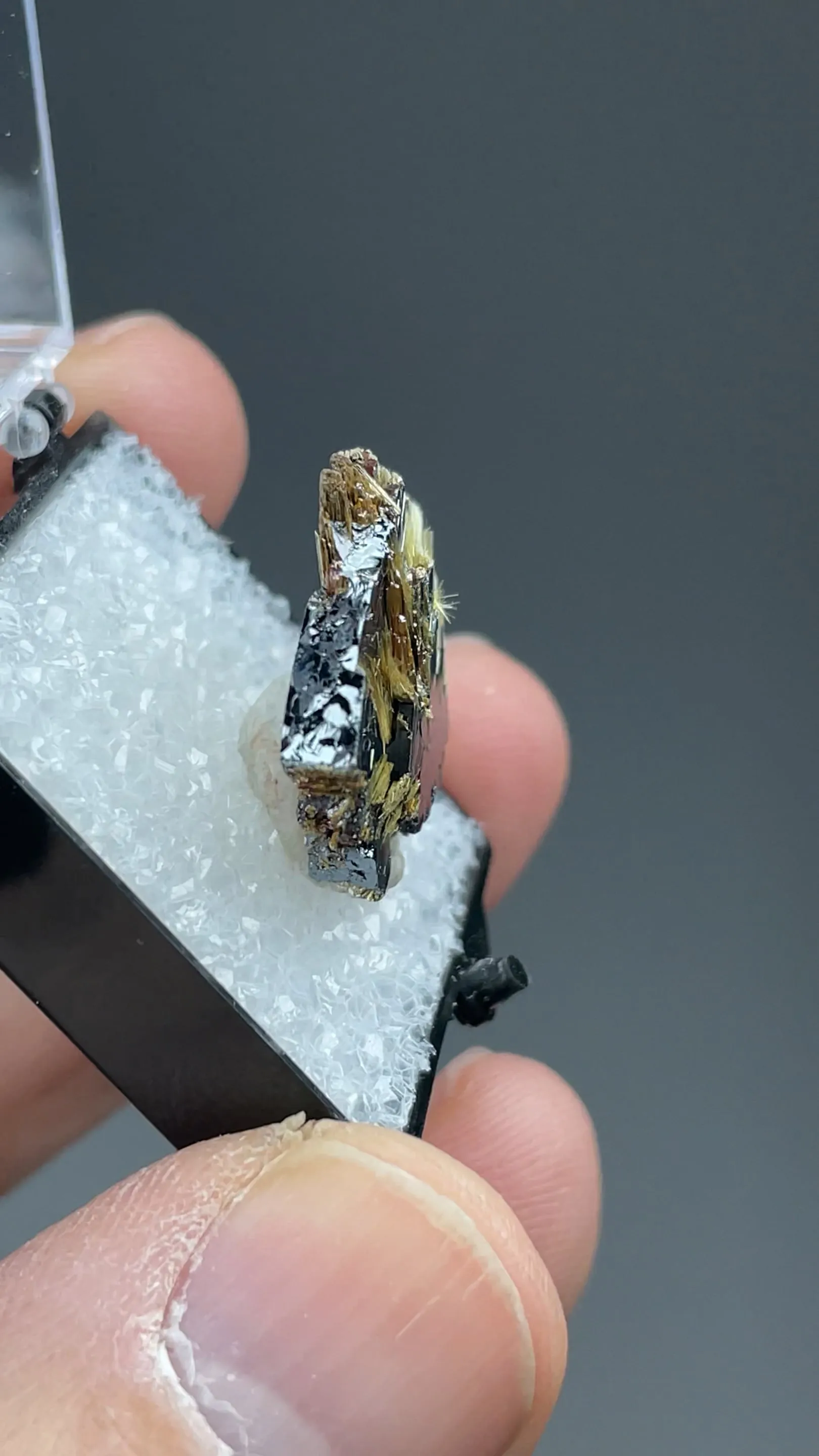 Rutile with Hematite - image 2