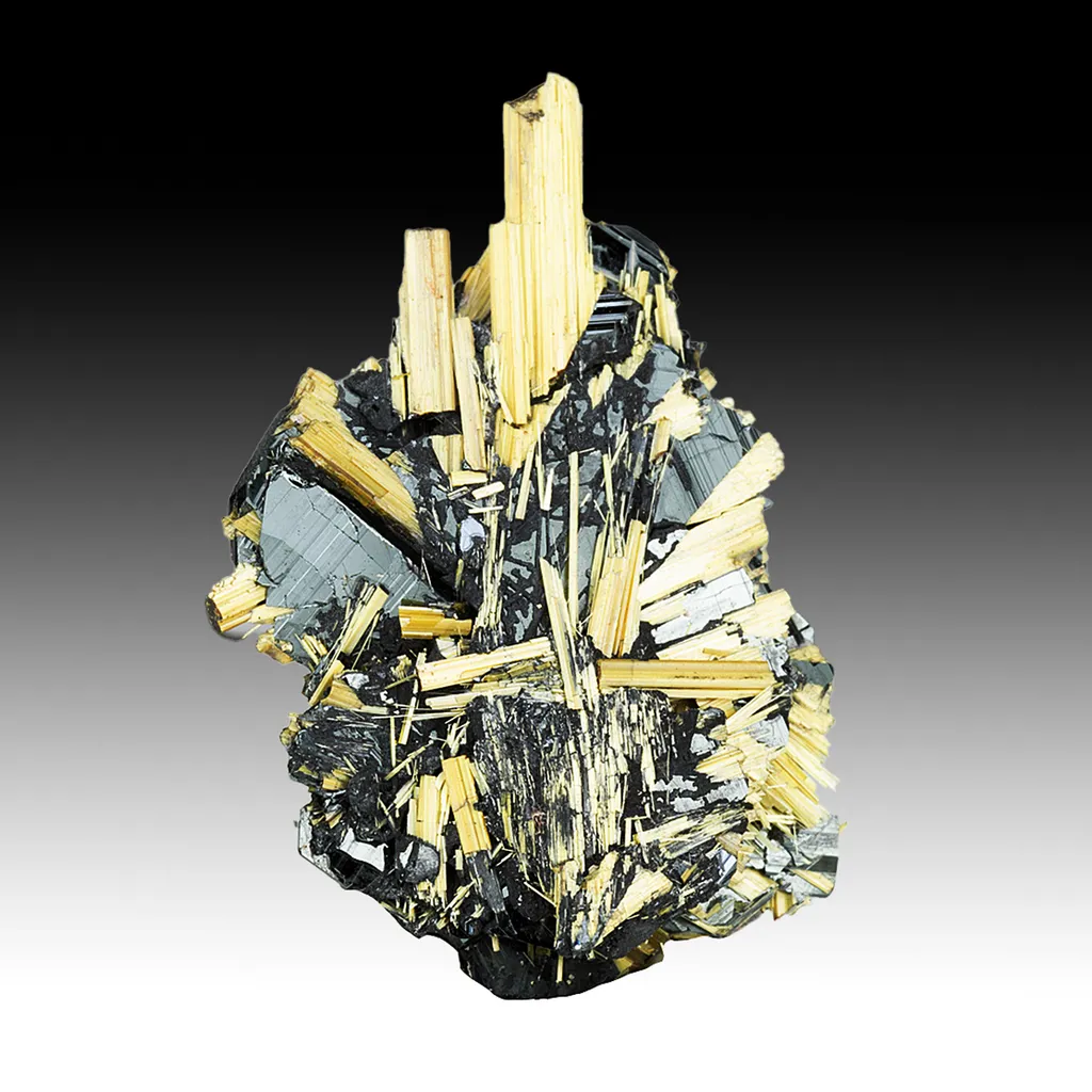 Rutile with Hematite image