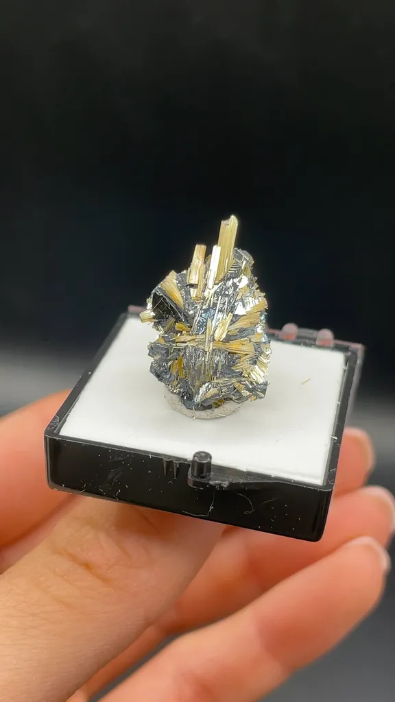 Rutile with Hematite - image 2