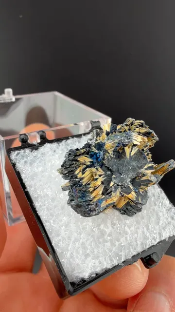Rutile with Hematite
