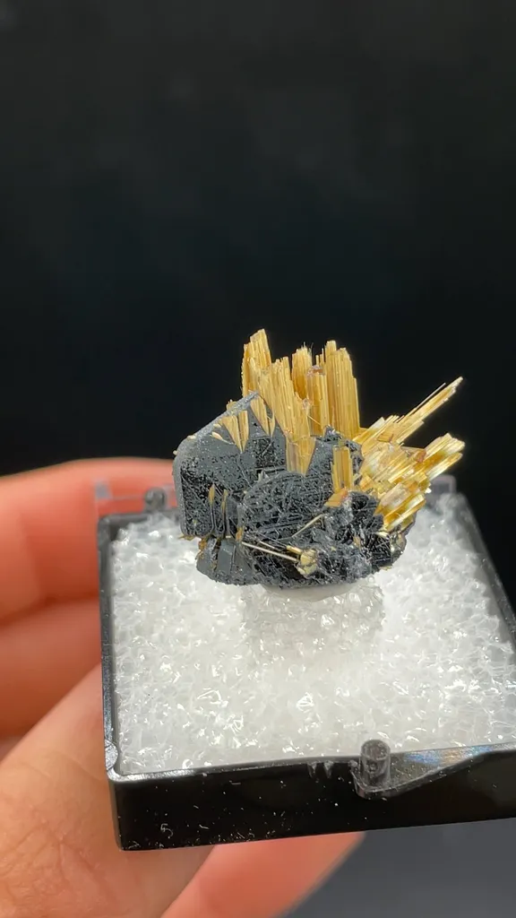Rutile with Hematite - image 2