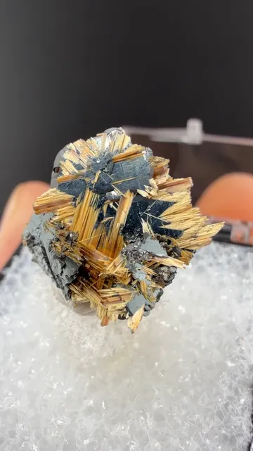 Rutile with Hematite