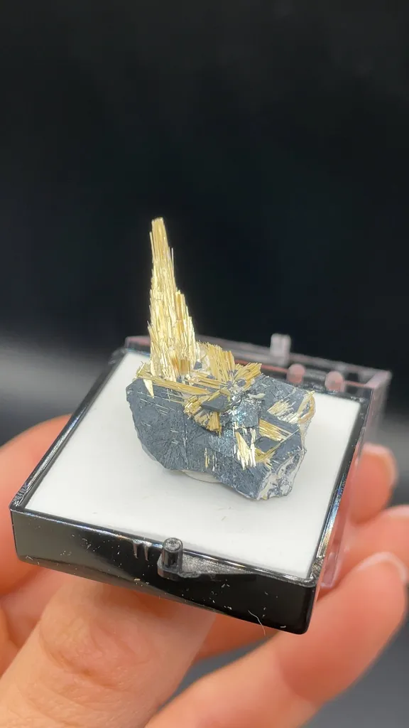 Rutile with Hematite - image 2