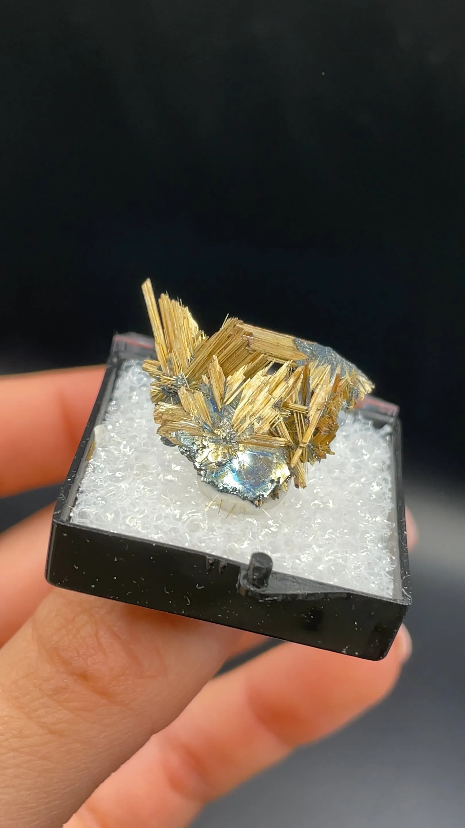 Rutile with Hematite - image 2