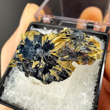 Rutile with Hematite