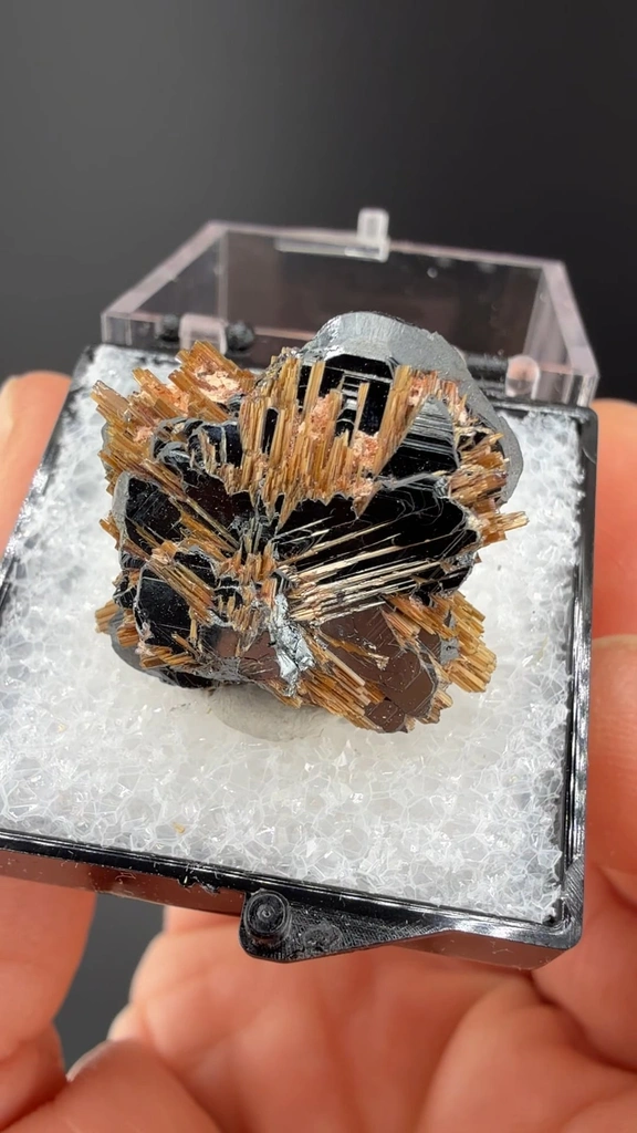 Rutile with Hematite - image 2