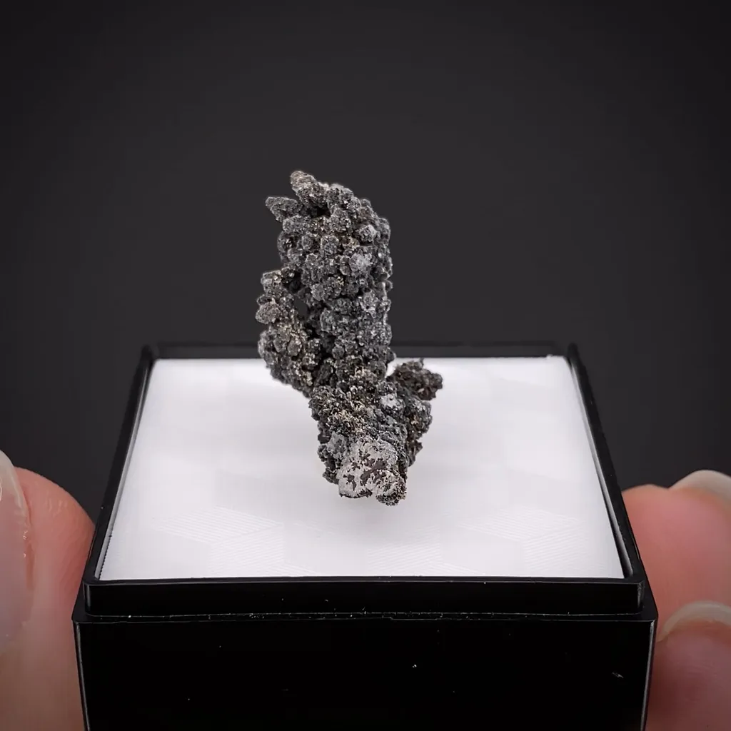 Safflorite - image 2